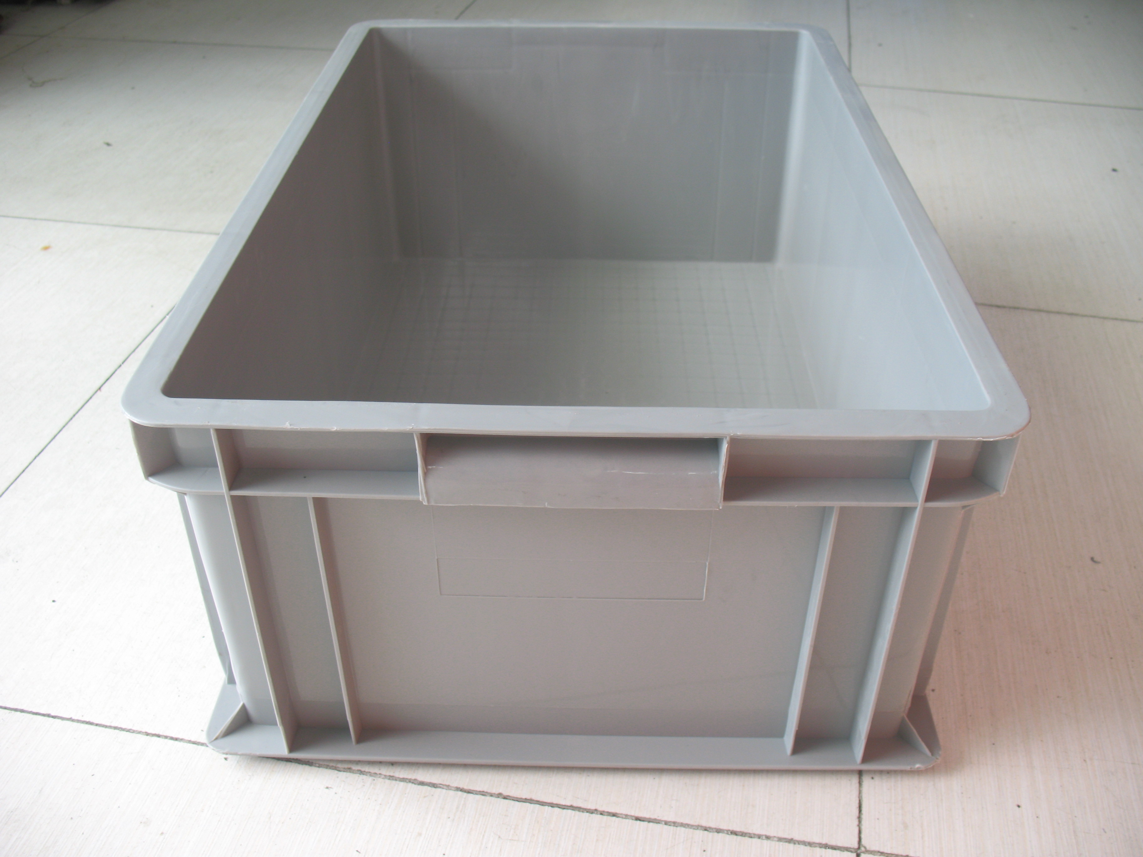 euro stacking boxes eu4622